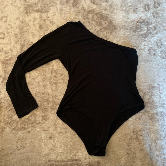 Nasty Gal Black One Shoulder Bodysuit- Size 8 - Picture 1 of 3
